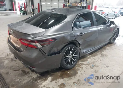 2022 Toyota Camry Se Awd z USA, uszkodzony, nr VIN 4T1T11BK3NU072238